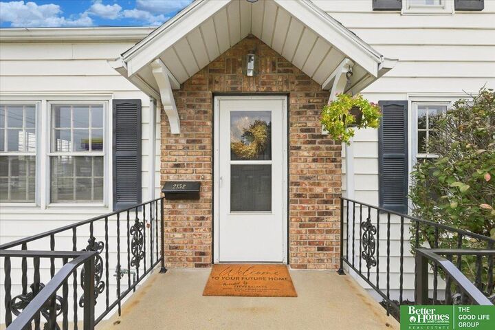 Property Photo:  2152 S 62nd Street  NE 68106 