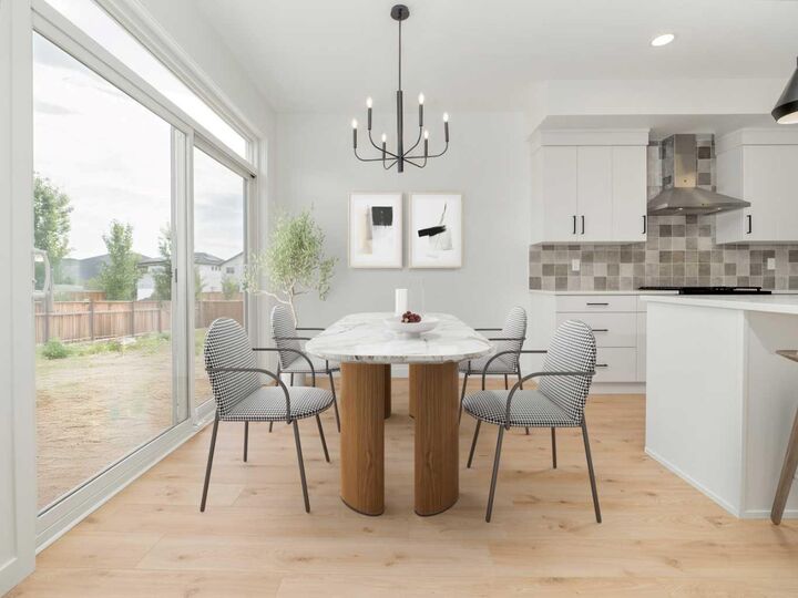 Property Photo:  4325 25 Avenue S  AB T1K 8K2 