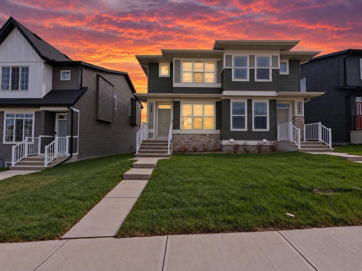 Property Photo:  248 Annette Villas NW  AB T3R 2K5 