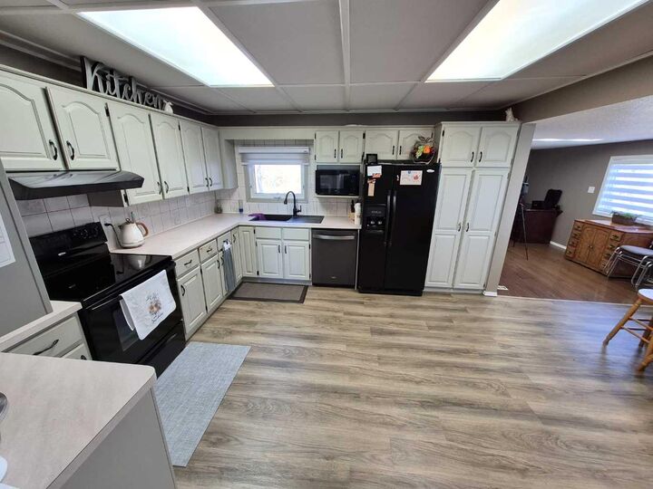 Property Photo:  174026 Township Road 94  AB T0K 0B0 