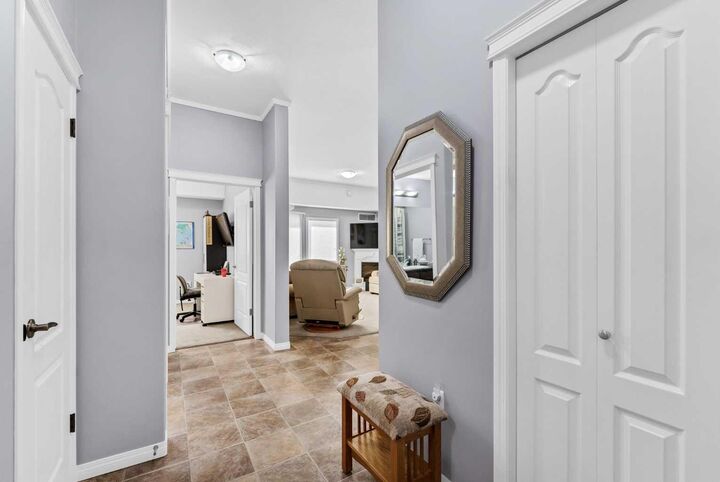 Property Photo:  2800 13 Avenue SE 412  AB T1A 3P9 