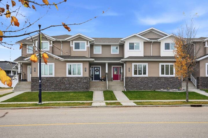 Property Photo:  59 Crestview Boulevard  AB T4S 0N6 