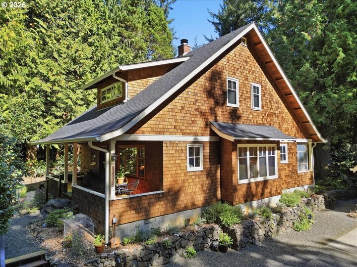 Property Photo: 83130 S Pioneer Rd OR 97439