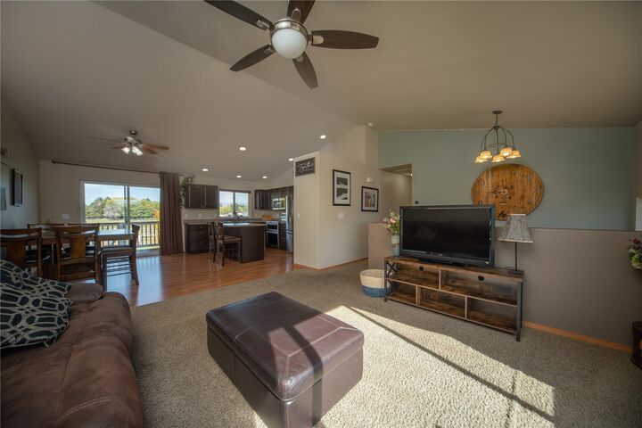 Property Photo:  1509 E Seattle Avenue  WA 98926 