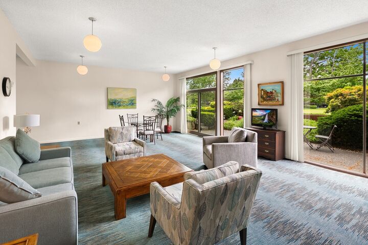 Property Photo: 2858 32nd Avenue W 106 WA 98199