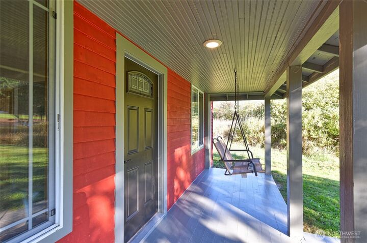 Property Photo: 4914 6th Ave NW WA 98271