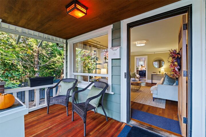 Property Photo: 3820 44th Avenue SW WA 98116