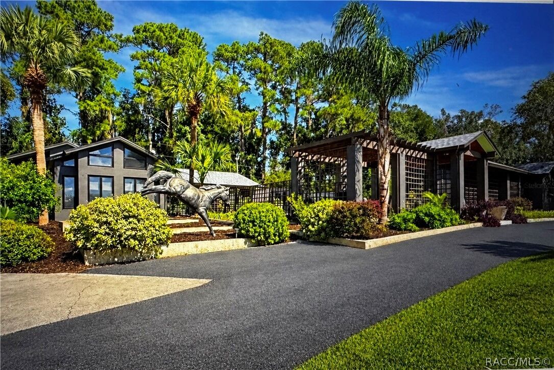 Property Photo:  9498 NW 60th Avenue  FL 34482 