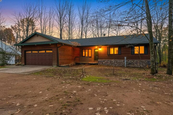 Property Photo:  17404 Aspen Lane  WI 54175 