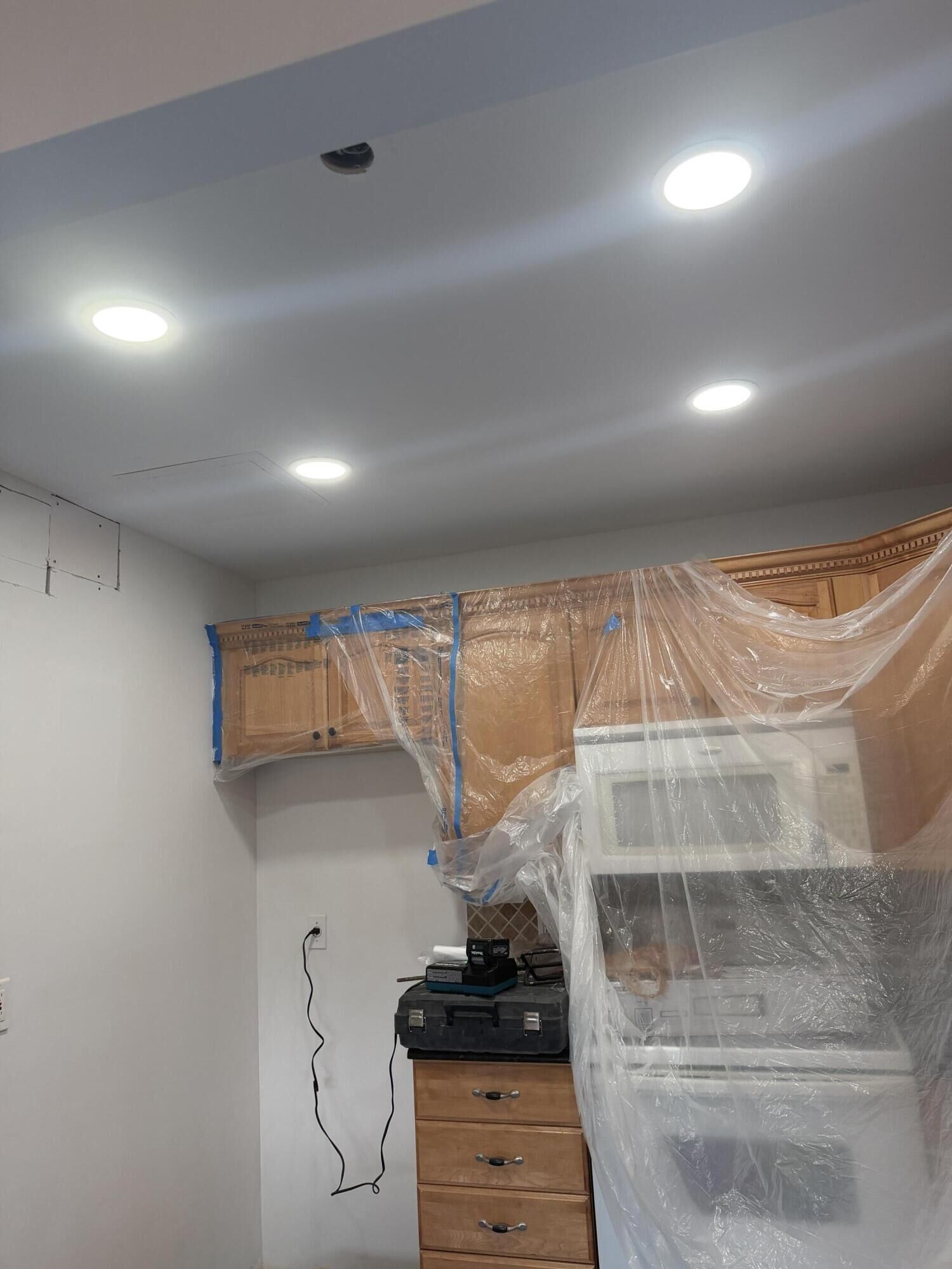 Property Photo:  667 Saxony N  FL 33446 