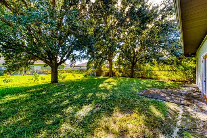 Property Photo:  1508 SW Crater Avenue  FL 34953 