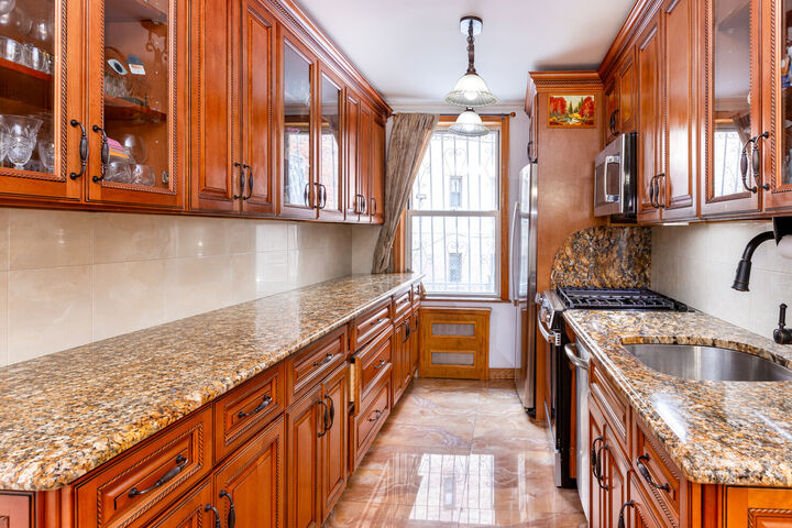 Property Photo:  1625 Emmons Avenue 1P  NY 11235 