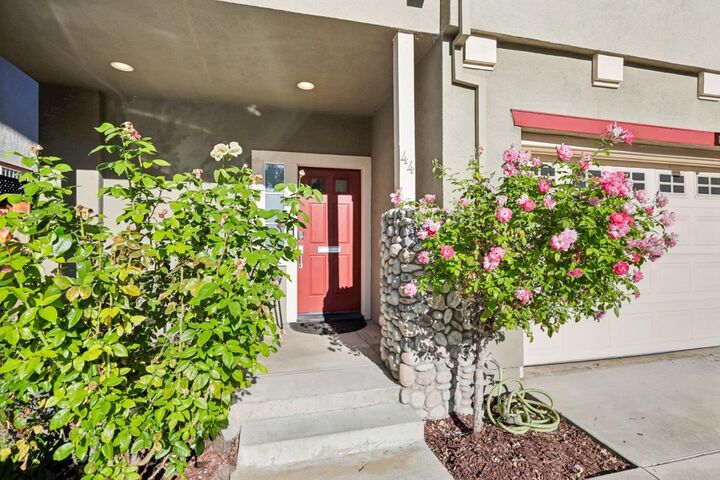 Property Photo:  44 South 16th Street  CA 95112 