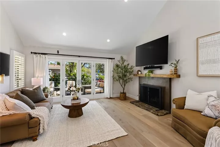 Property Photo:  607 Dahlia Avenue  CA 92625 