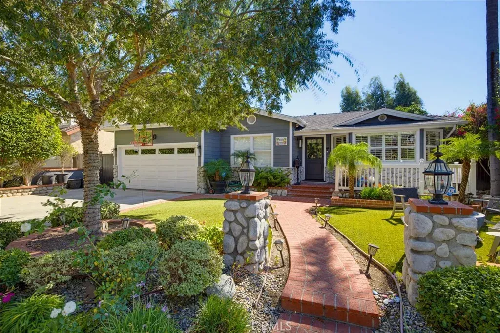 Property Photo: 5106 Sharynne Lane CA 90505