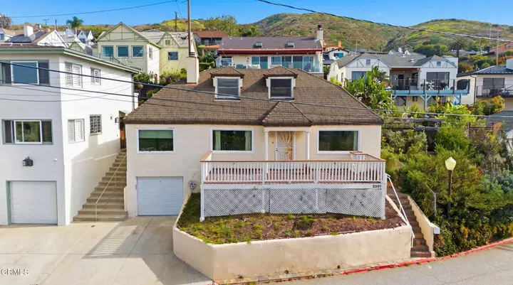 Property Photo:  2381 Hyland Ave. Avenue  CA 93001 