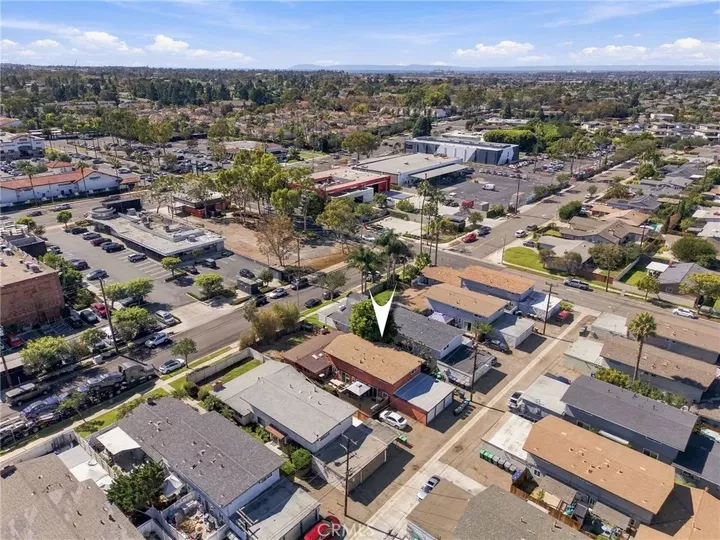 Property Photo:  1544 Elm  CA 92626 