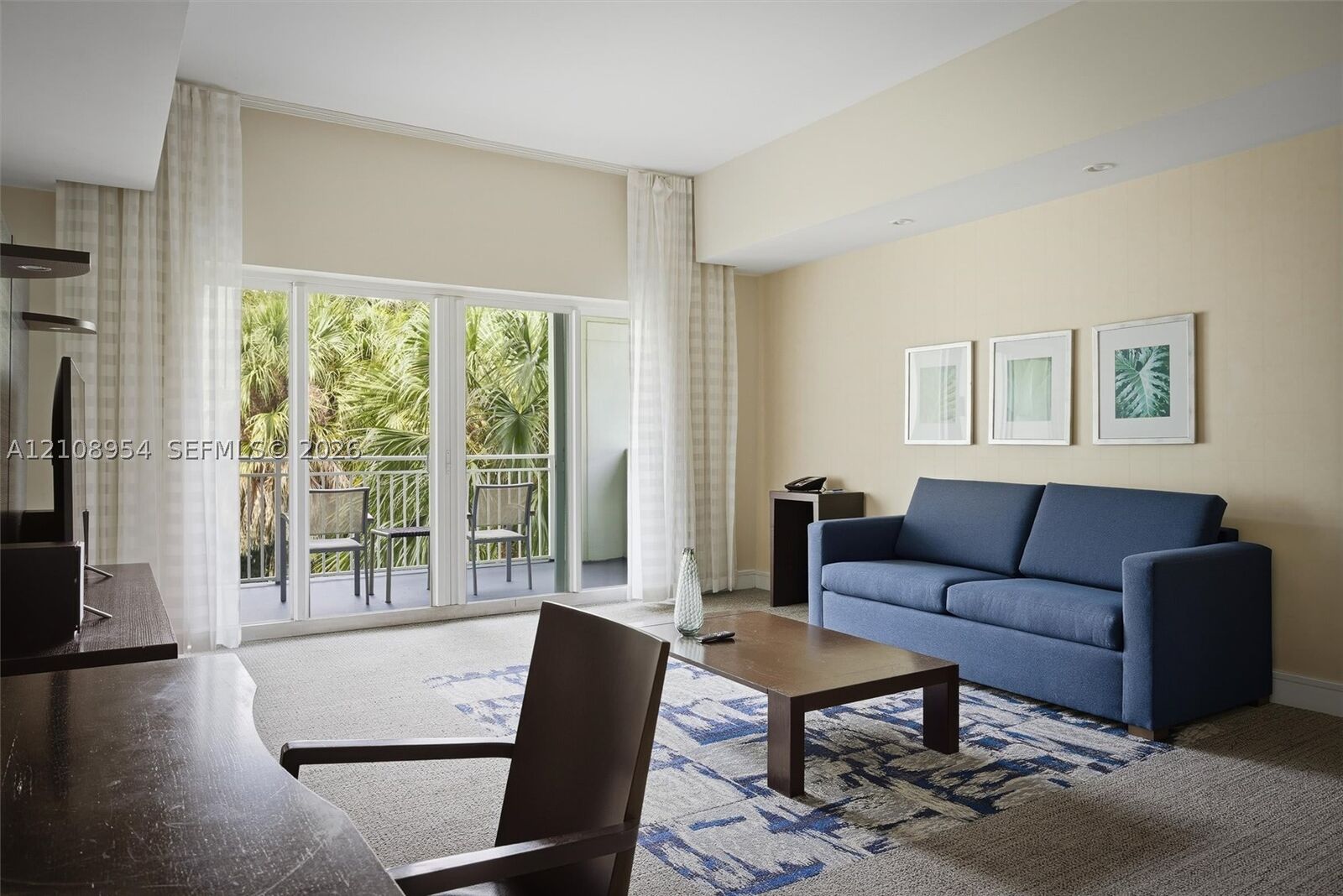 Property Photo: 5300 NW 87th Ave 816 FL 33178