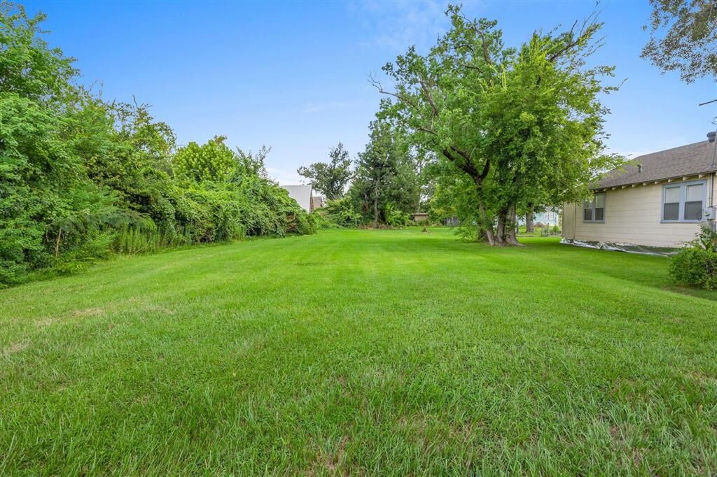 Property Photo:  314 W 18th Street W  LA 70601 