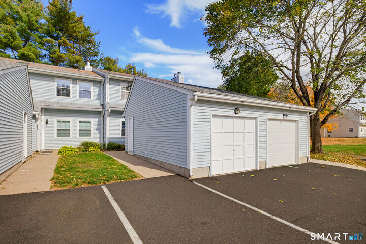 Property Photo:  900 Misty Meadow Lane 900  CT 06074 