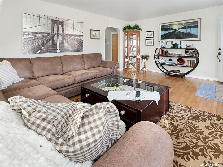 Property Photo:  720 6th Avenue NE  SK S9H 2M8 