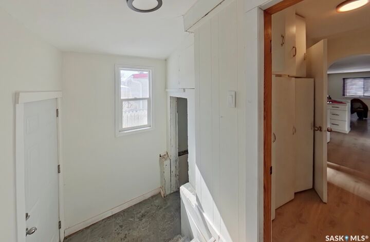 Property Photo:  651 Queen Street  SK S4T 4A2 