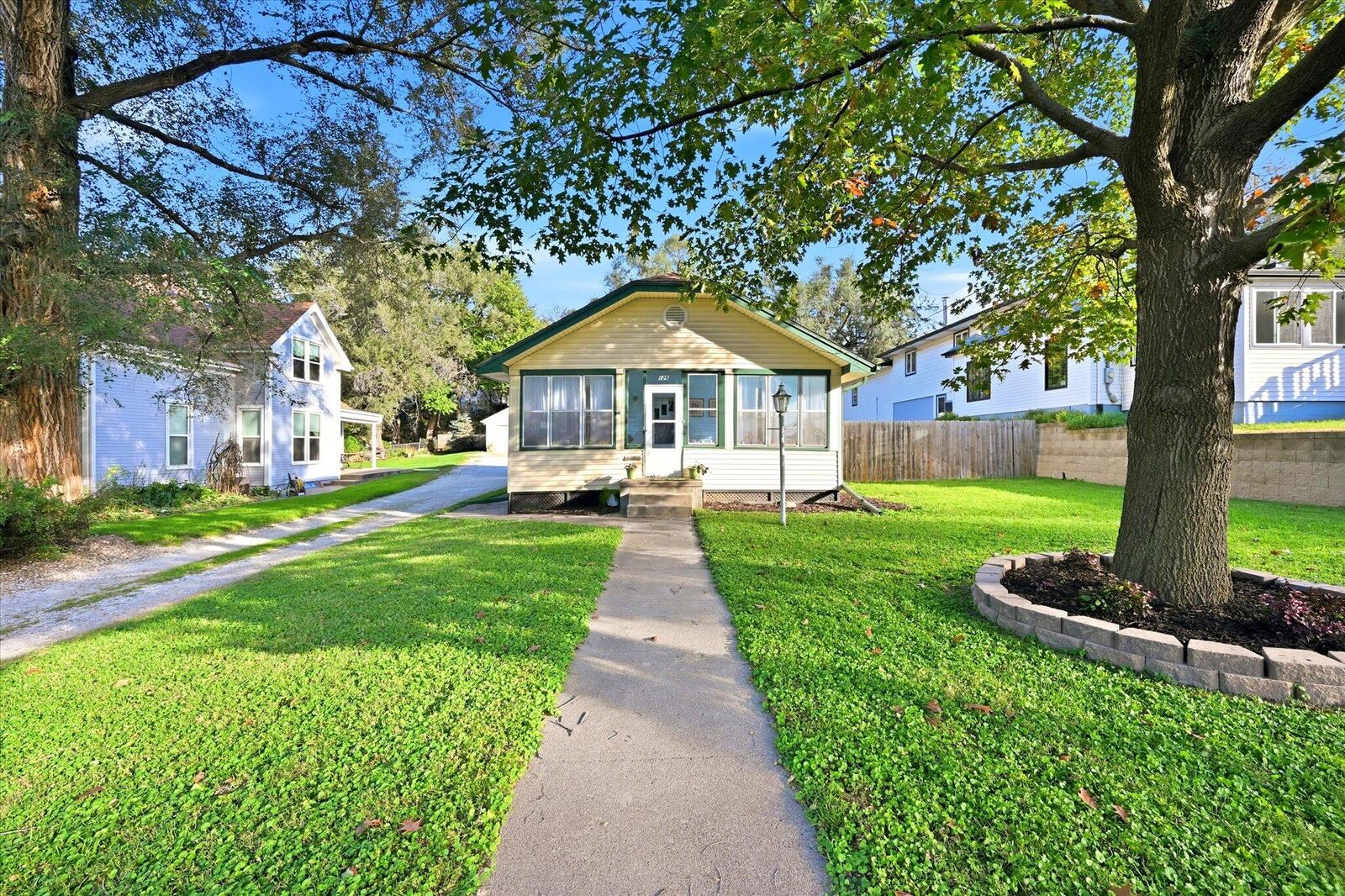 Property Photo:  126 W Graham  Avenue  IA 51503 