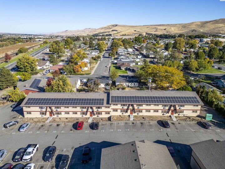 Property Photo: 1855 Wine Country Road WA 99350