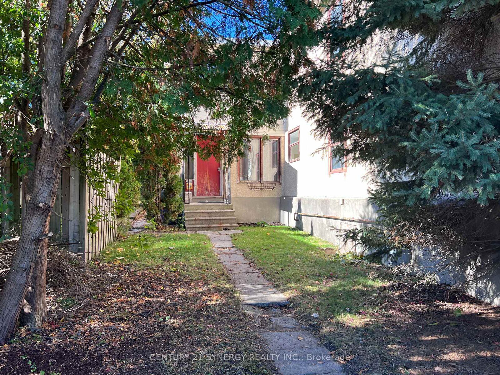 Property Photo:  52 &Amp 50 Stonehurst Avenue W  ON K1Y 1R4 