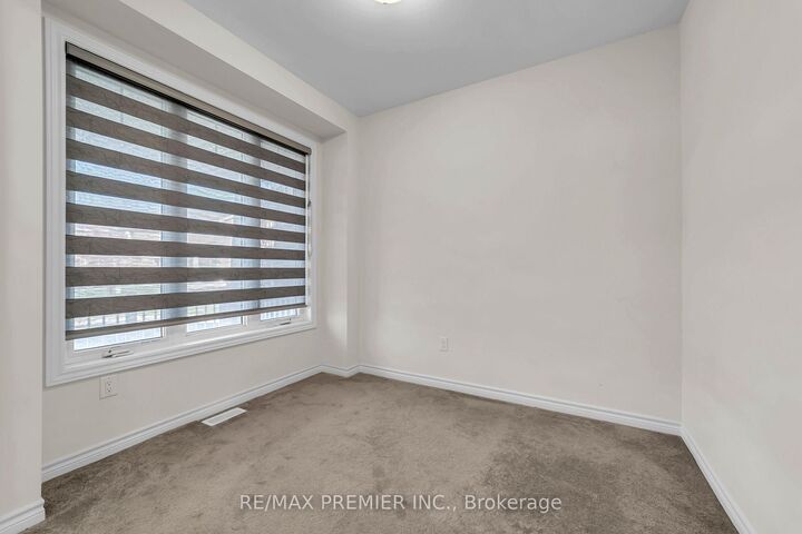 Property Photo:  7784 Tupelo Crescent  ON L2H 3R8 