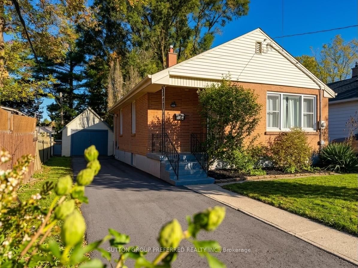 Property Photo:  1622 Leonard Street  ON N5W 3G6 