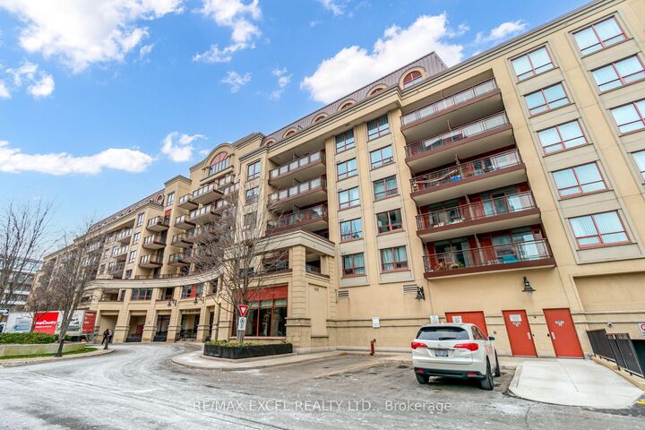 Property Photo:  27 Rean Drive 526  ON M2K 0A6 