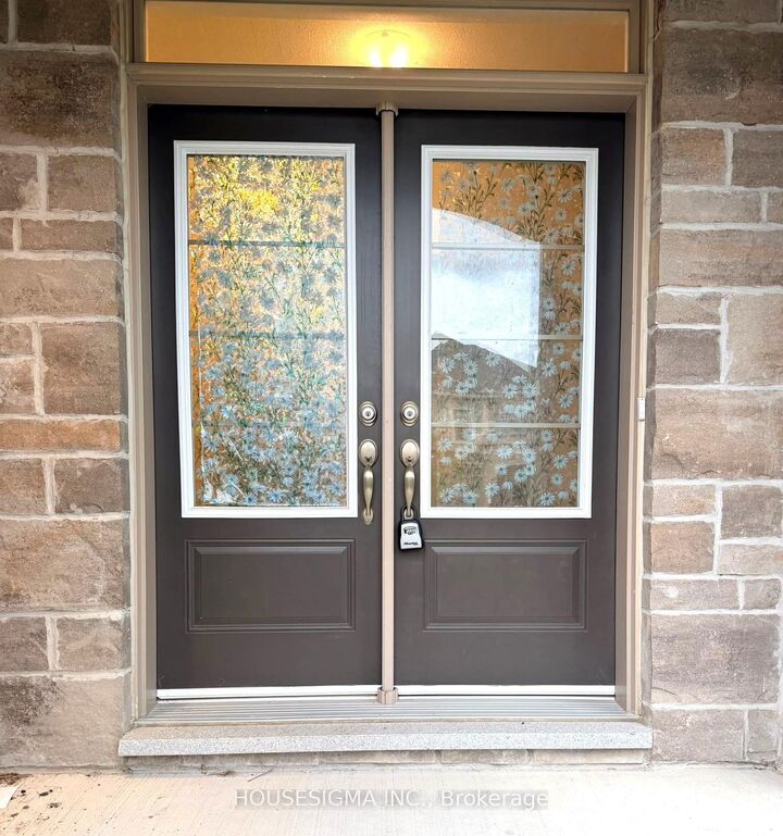 Property Photo:  206 Ronald Guscott Street  ON L1K 3G3 