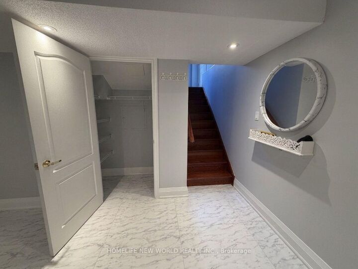 Property Photo:  63A Roosevelt Drive (Bsmt)  ON L4C 6V2 