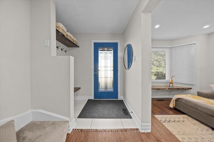 Property Photo:  78 Fieldgate Drive  ON K2J 1T9 