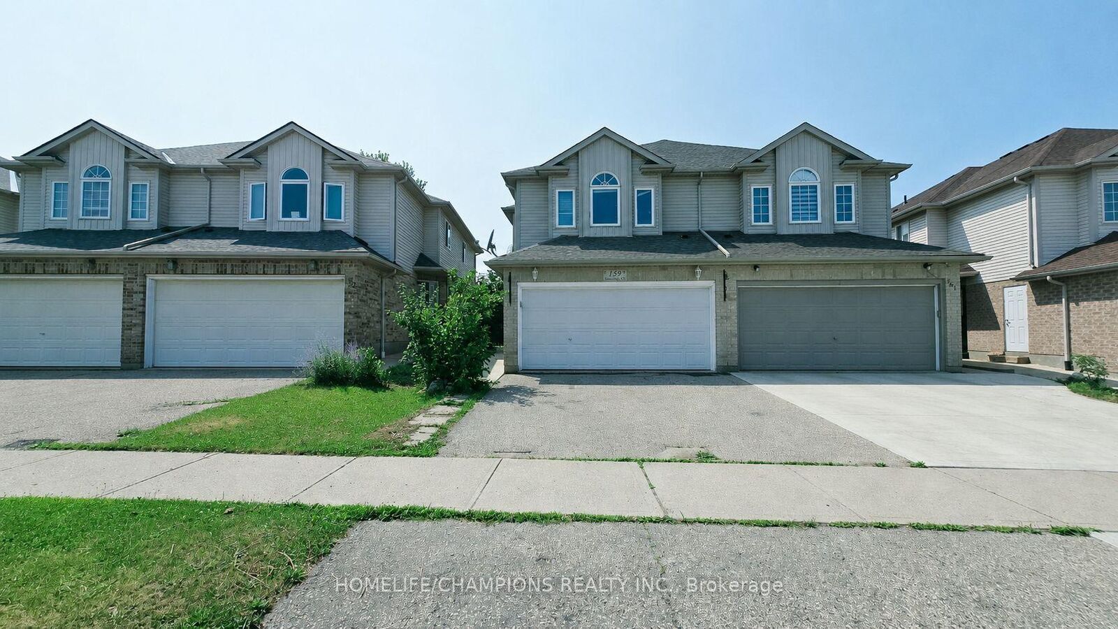 Property Photo:  159 Snowdrop Crescent  ON N2E 4G9 