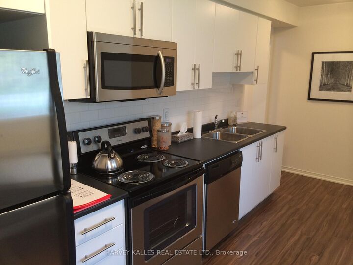 Property Photo:  1955 Victoria Park Avenue 09  ON M1R 0C9 