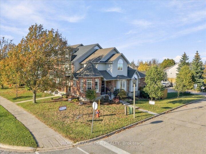 Property Photo:  31 Montgomery Boulevard  ON L9W 5H6 