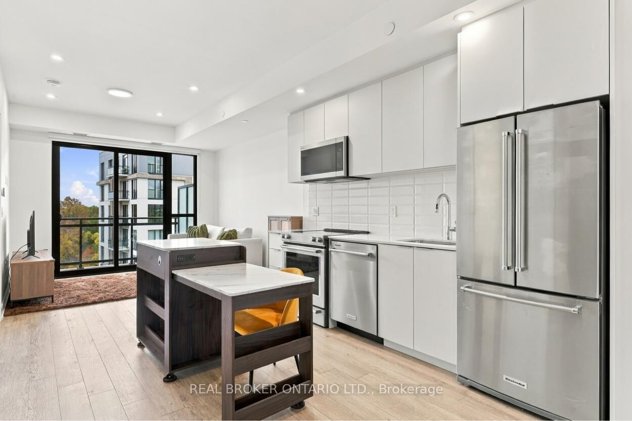 Property Photo:  720 Whitlock Avenue 608  ON L9E 2B5 