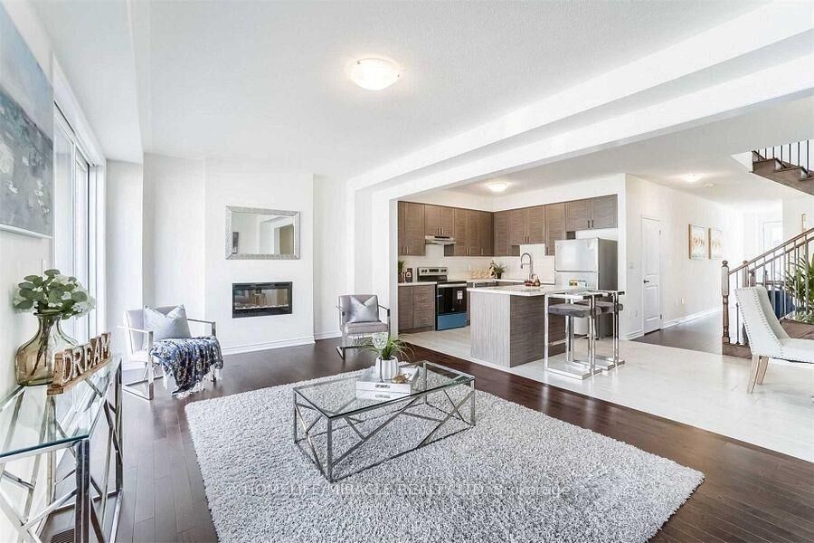Property Photo:  45 Calabria Drive  ON L7C 4L2 