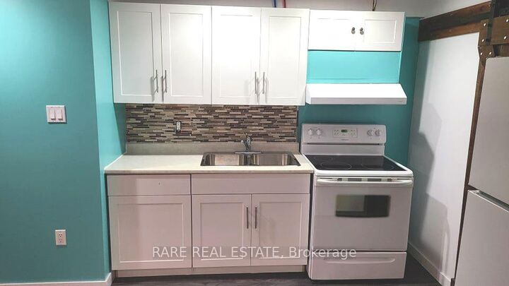 Property Photo:  18 Quigley Street  ON L0M 1B6 