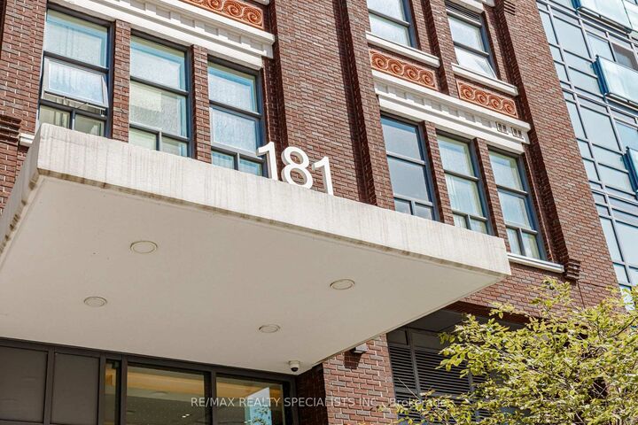 Property Photo:  181 Huron Street 604  ON M5T 0C1 