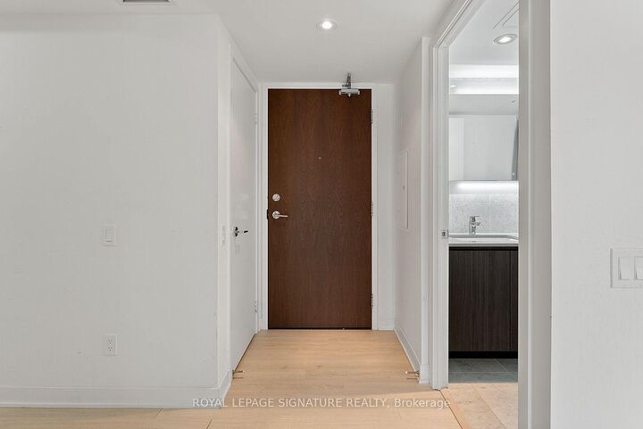 Property Photo:  80 Queens Wharf Road 508  ON M5V 0J3 
