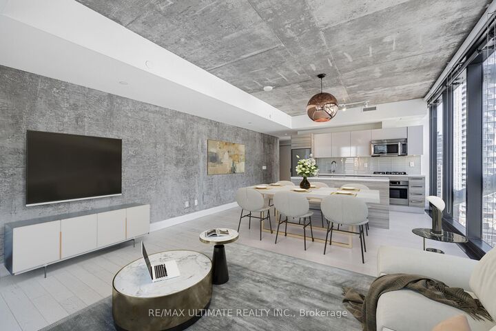 Property Photo:  224 King Street W 1504  ON M5H 0A6 