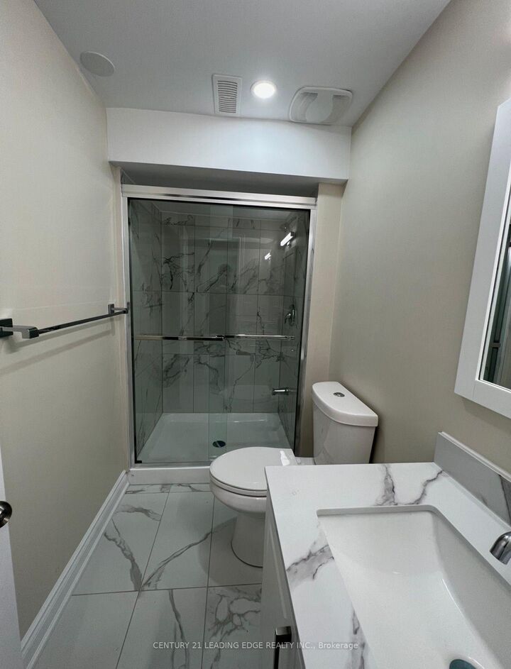 Property Photo:  5699 Margarita Crescent Basement  ON L5M 6Y7 