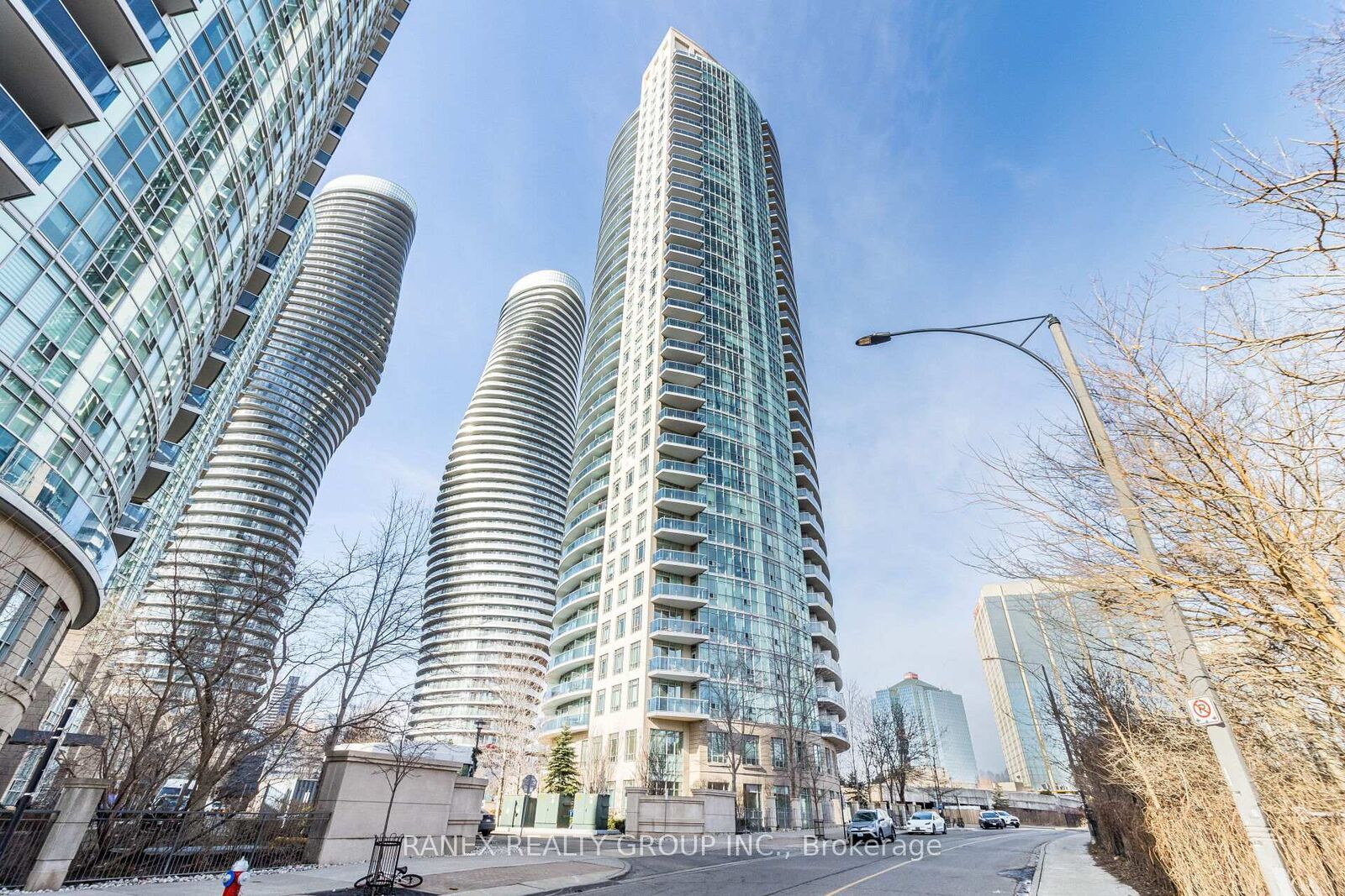 Property Photo: 80 Absolute Avenue 3409 ON L4Z 0A5