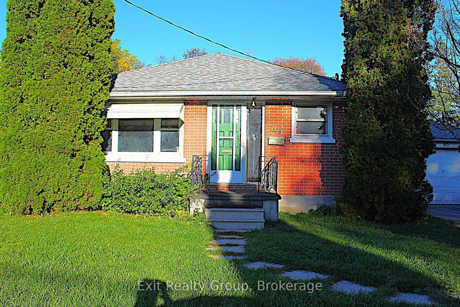 Property Photo:  85 Wright Avenue  ON K8P 4E7 