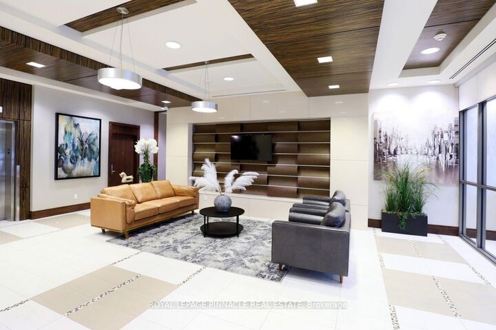 Property Photo:  339 Rathburn Road W 2011  ON L5B 0K6 