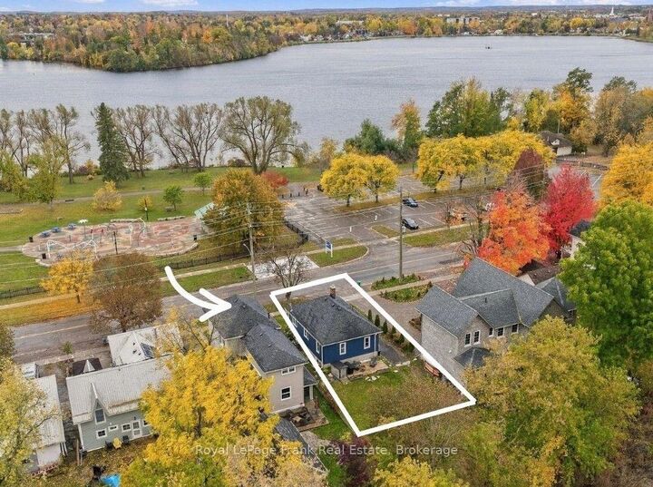 Property Photo:  130 Maria Street  ON K9H 1B9 