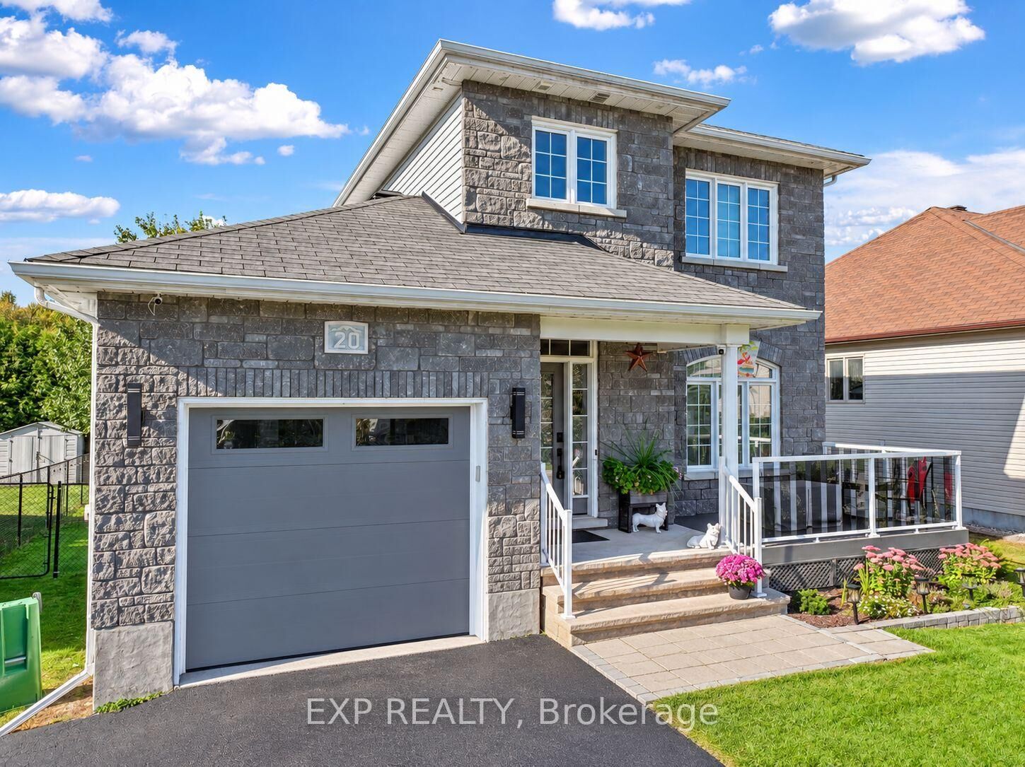 Property Photo:  20 Dune Street  ON K0A 2M0 